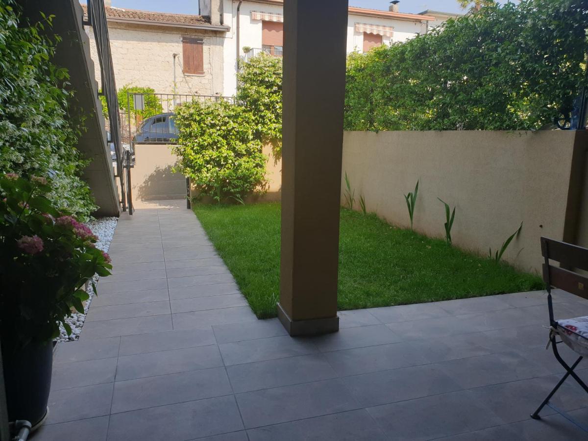 Appartamento 2 Il Vigneto Peschiera del Garda Exterior photo